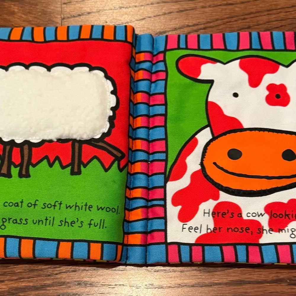 Fluffy Chick and Friends Soft Book - Picture 3 of 5